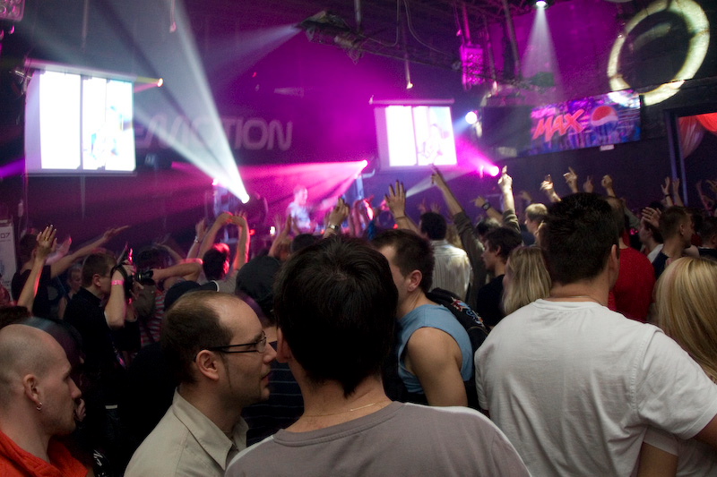 E-MOTION - Pátek 7. 3. 2008