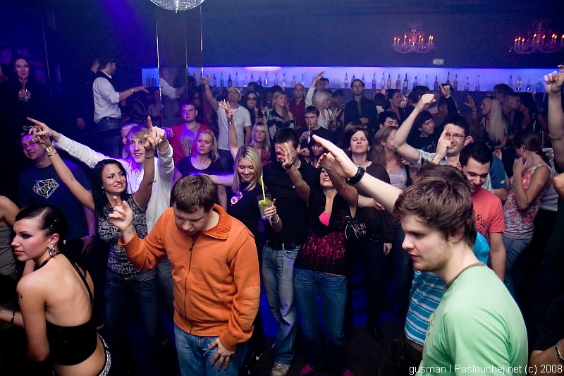 VIBE PRESENTS THE UNDERGROUND - Pátek 7. 3. 2008
