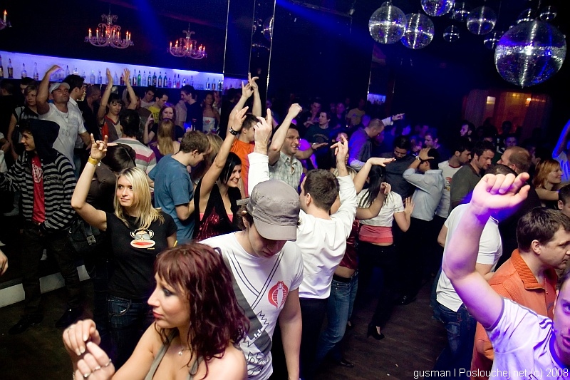 VIBE PRESENTS THE UNDERGROUND - Pátek 7. 3. 2008