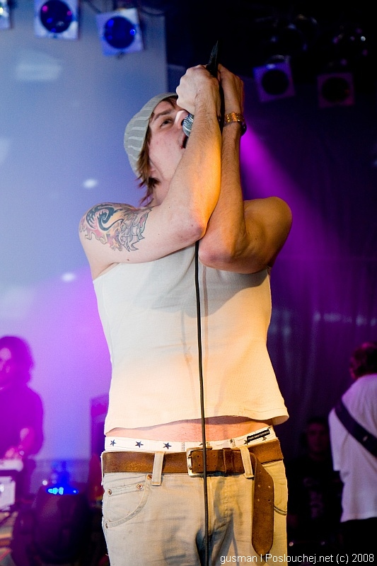 Koncert: ATOMIC HOOLIGAN  - Středa 12. 3. 2008