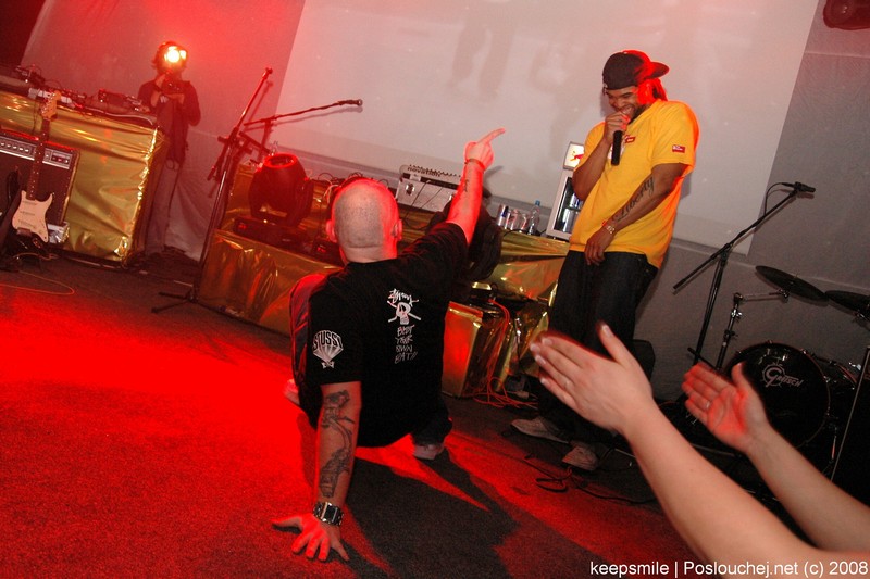 Koncert: ATOMIC HOOLIGAN  - Středa 12. 3. 2008
