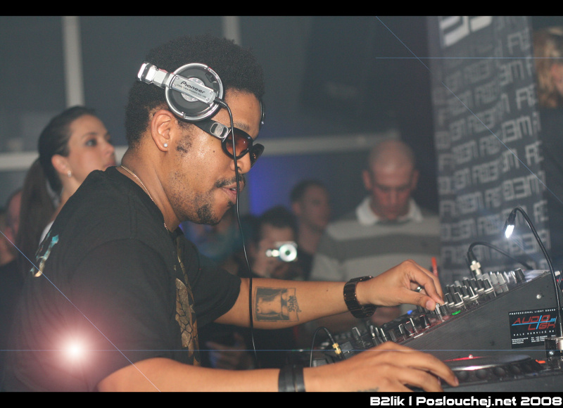 MECCA PRESENTS FELIX DA HOUSECAT - Sobota 22. 3. 2008