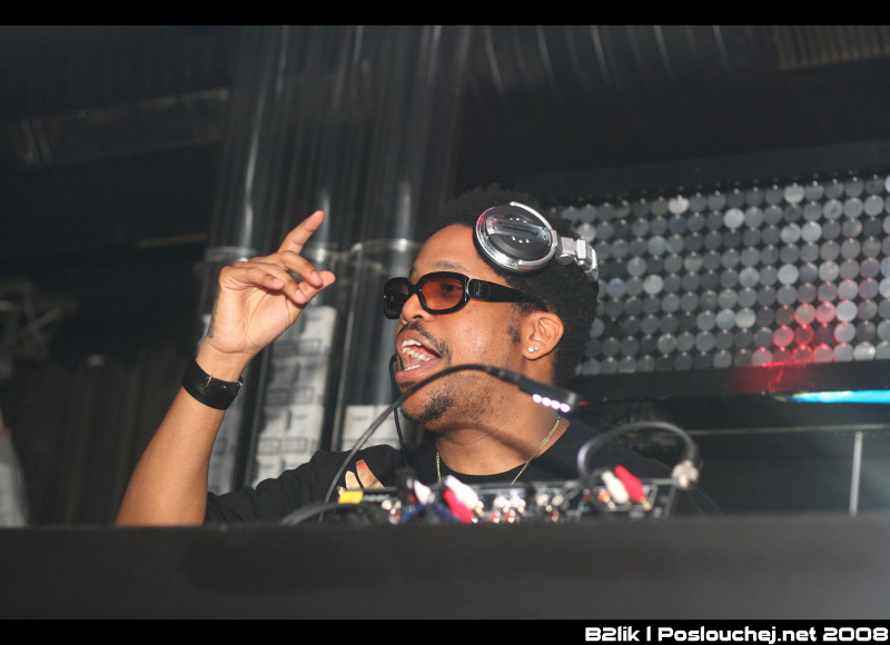 MECCA PRESENTS FELIX DA HOUSECAT - Sobota 22. 3. 2008