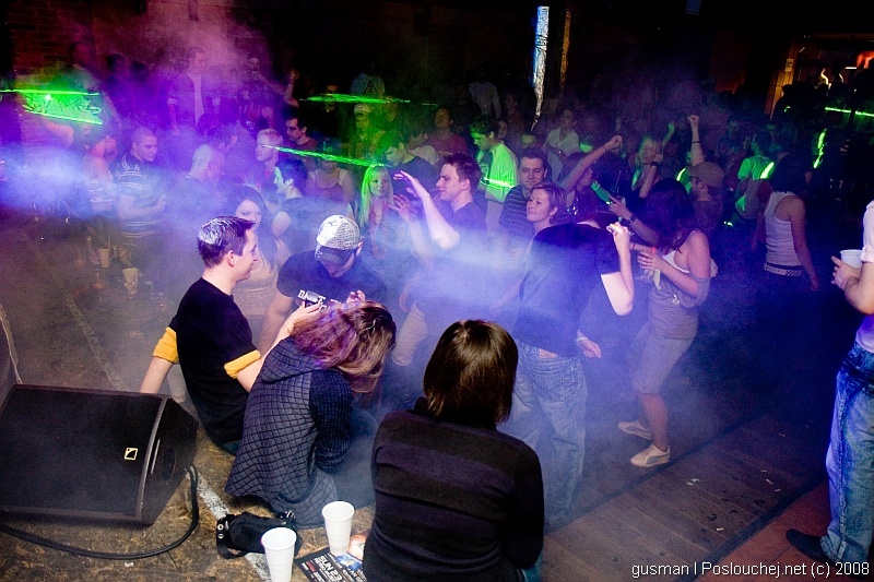 KICK DA NIGHT  - Neděle 23. 3. 2008