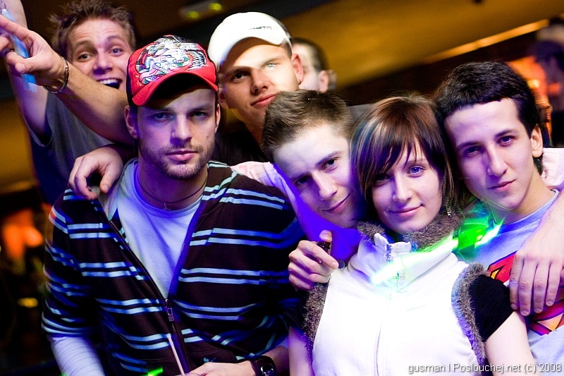 KICK DA NIGHT  - Neděle 23. 3. 2008