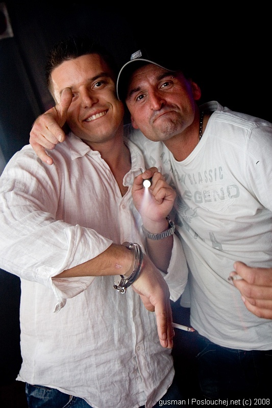 CALVIN KLEIN UNDERWEAR PRESENTS REHAB  - Pátek 4. 4. 2008