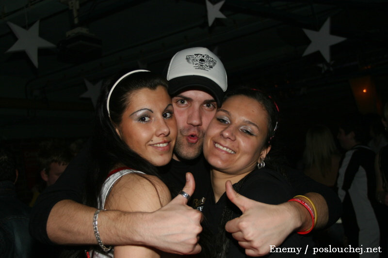 CYBERTRONIC WARM-UP - Čtvrtek 3. 4. 2008
