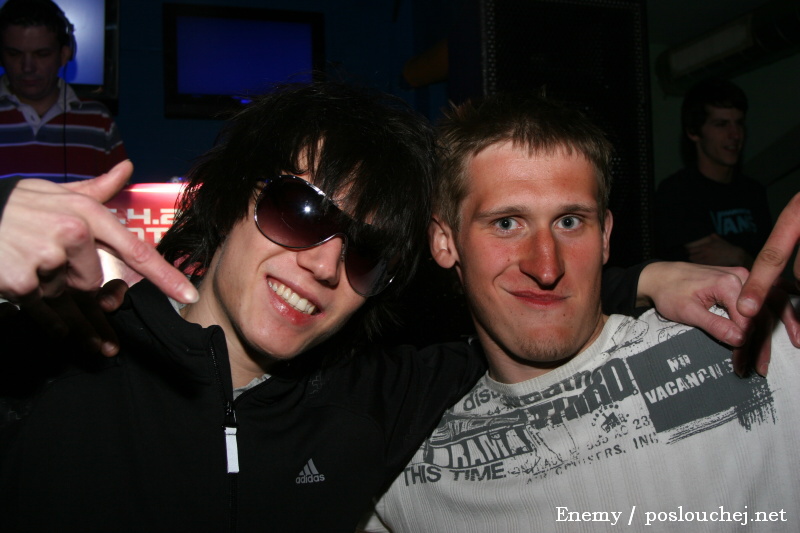CYBERTRONIC WARM-UP - Čtvrtek 3. 4. 2008