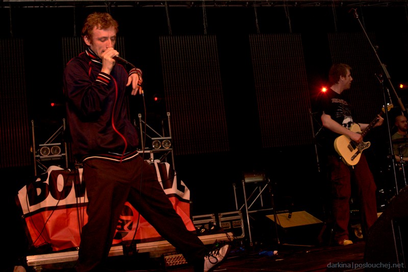 JARNÍ O2 SÁZAVAFEST - Pátek 11. 4. 2008