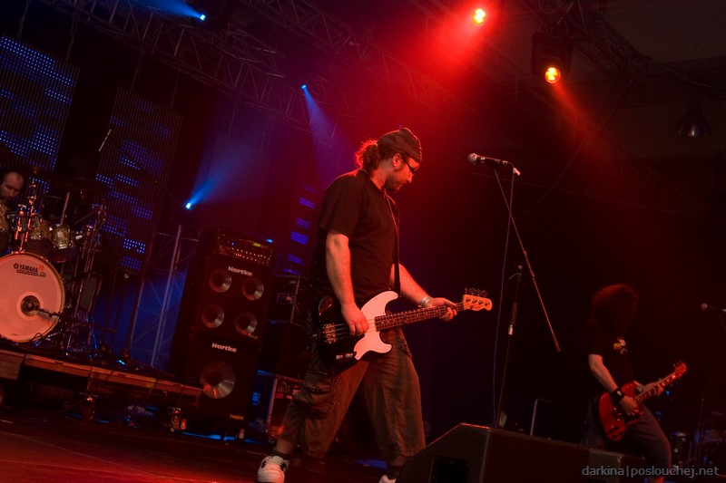 JARNÍ O2 SÁZAVAFEST - Pátek 11. 4. 2008