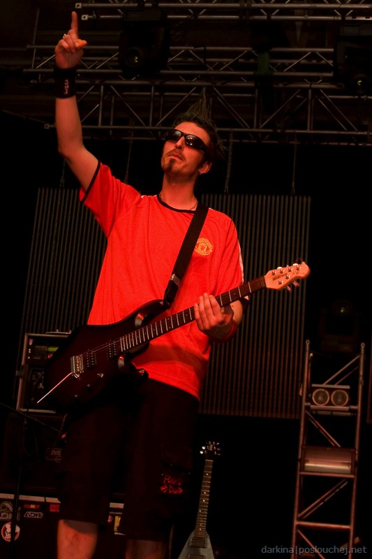 JARNÍ O2 SÁZAVAFEST - Pátek 11. 4. 2008