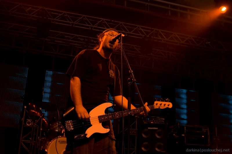 JARNÍ O2 SÁZAVAFEST - Pátek 11. 4. 2008