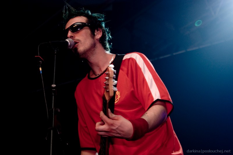 JARNÍ O2 SÁZAVAFEST - Pátek 11. 4. 2008