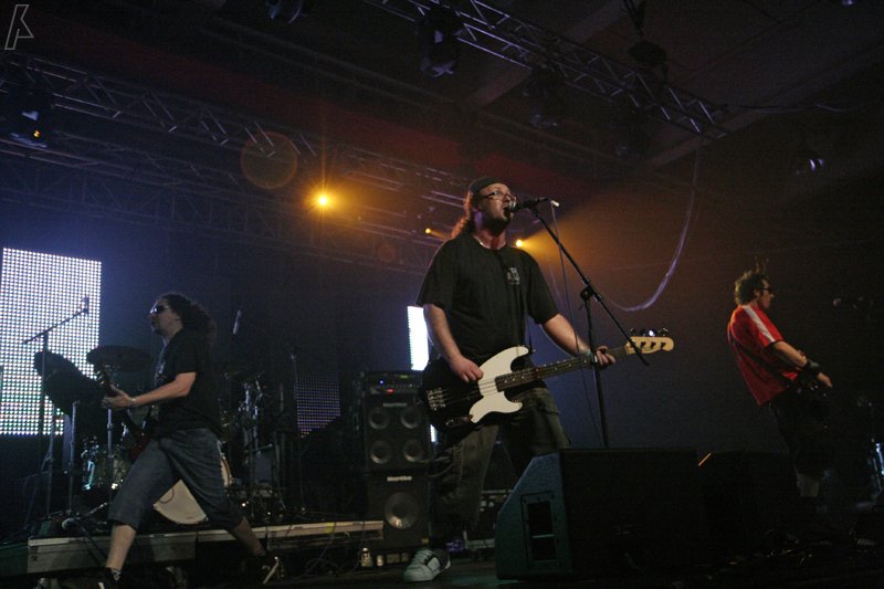 JARNÍ O2 SÁZAVAFEST - Pátek 11. 4. 2008
