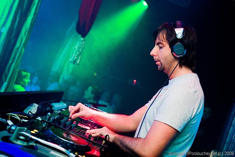 OPERA HOUSE – BIRTHDAY PARTY - Pátek 11. 4. 2008