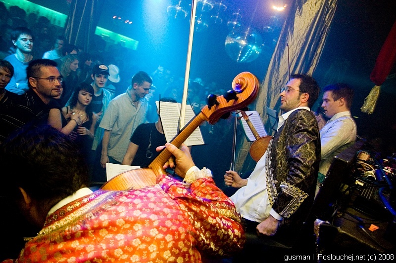 OPERA HOUSE – BIRTHDAY PARTY - Pátek 11. 4. 2008