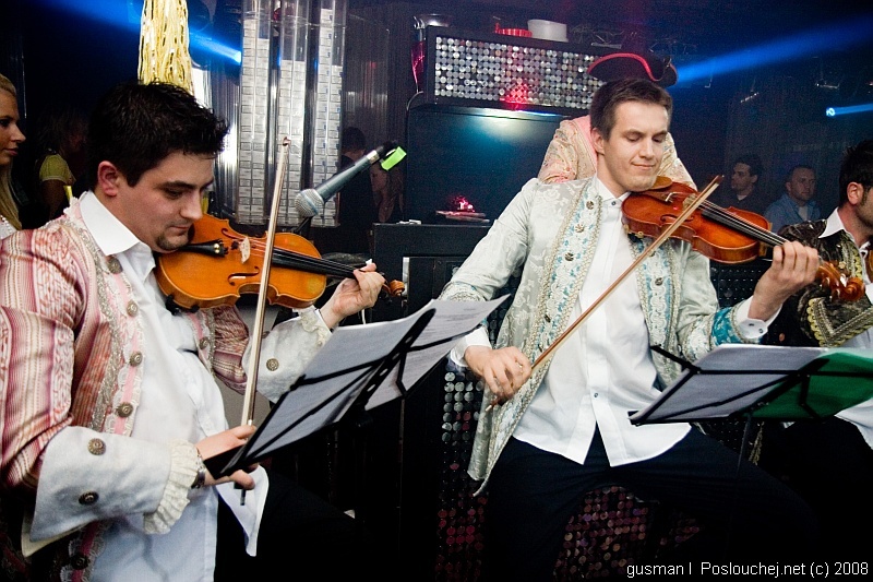 OPERA HOUSE – BIRTHDAY PARTY - Pátek 11. 4. 2008