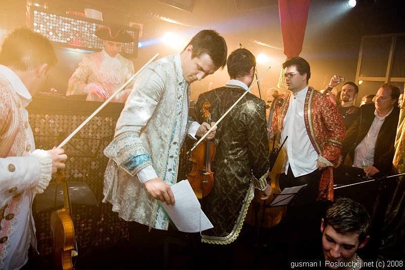 OPERA HOUSE – BIRTHDAY PARTY - Pátek 11. 4. 2008