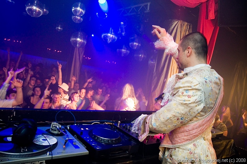 OPERA HOUSE – BIRTHDAY PARTY - Pátek 11. 4. 2008