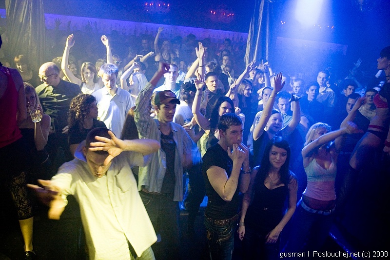 OPERA HOUSE – BIRTHDAY PARTY - Pátek 11. 4. 2008