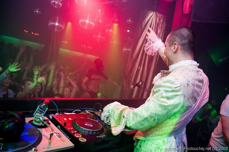 OPERA HOUSE – BIRTHDAY PARTY - Pátek 11. 4. 2008
