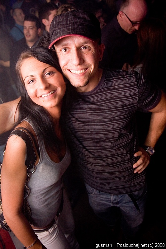 OPERA HOUSE – BIRTHDAY PARTY - Pátek 11. 4. 2008