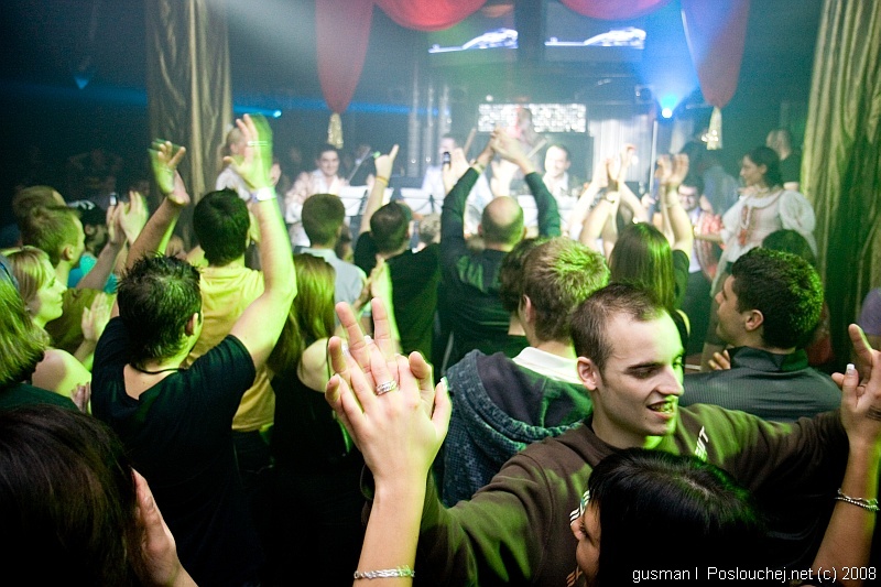 OPERA HOUSE – BIRTHDAY PARTY - Pátek 11. 4. 2008