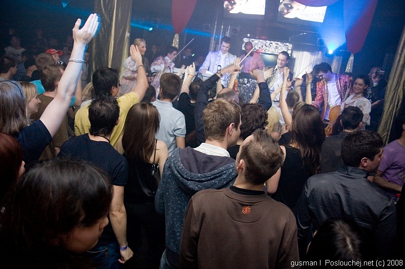 OPERA HOUSE – BIRTHDAY PARTY - Pátek 11. 4. 2008