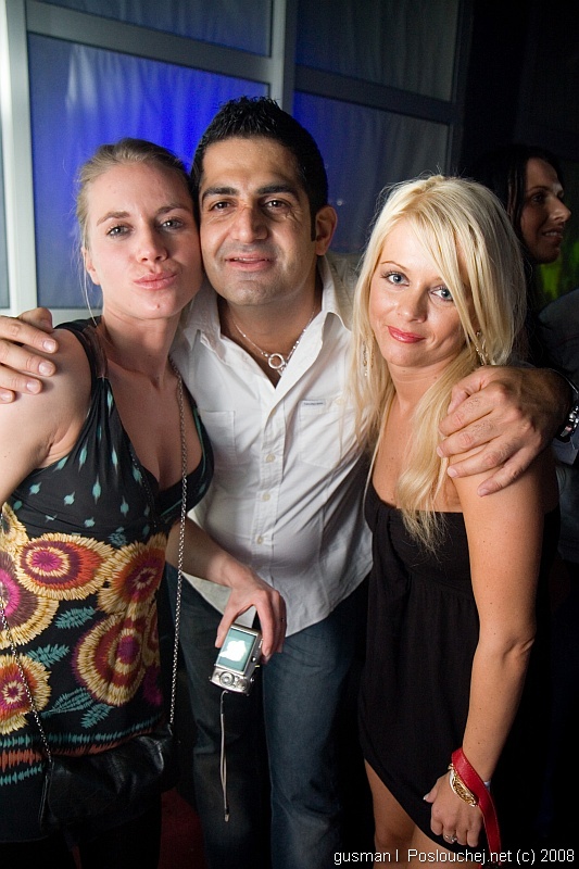 OPERA HOUSE – BIRTHDAY PARTY - Pátek 11. 4. 2008