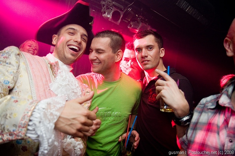 OPERA HOUSE – BIRTHDAY PARTY - Pátek 11. 4. 2008