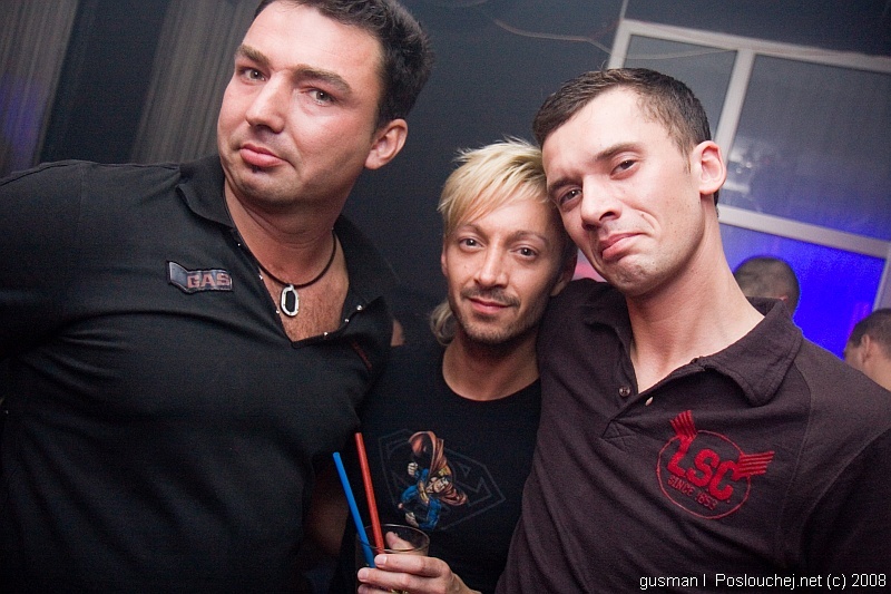 OPERA HOUSE – BIRTHDAY PARTY - Pátek 11. 4. 2008