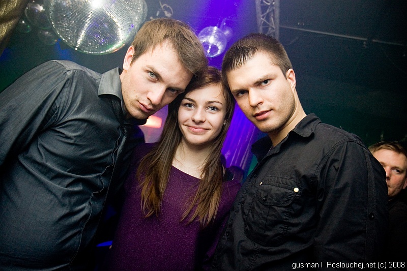 OPERA HOUSE – BIRTHDAY PARTY - Pátek 11. 4. 2008