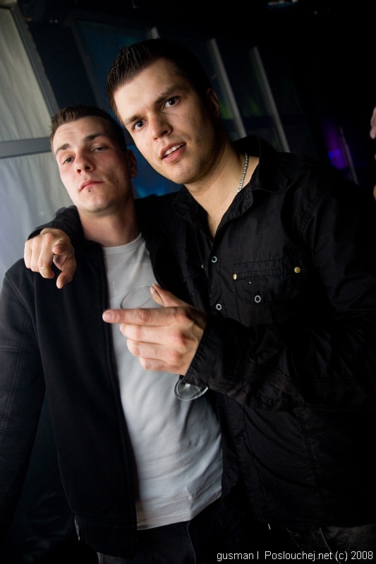 OPERA HOUSE – BIRTHDAY PARTY - Pátek 11. 4. 2008