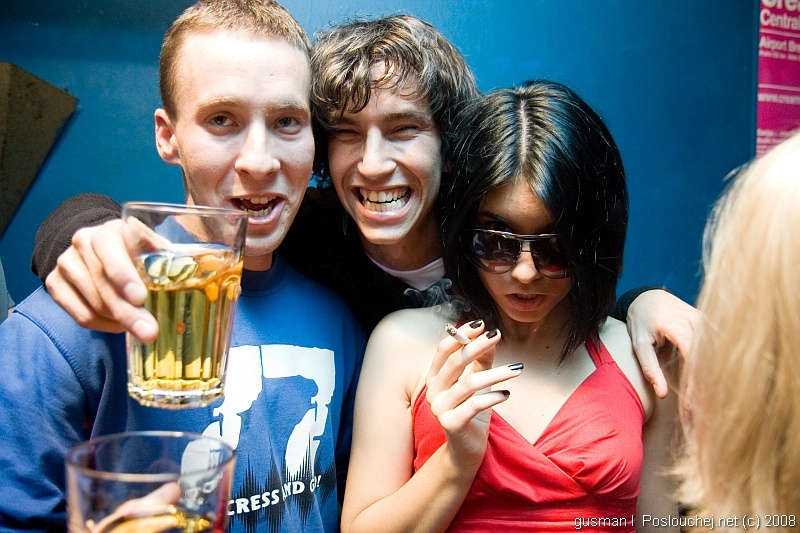 OPERA HOUSE – BIRTHDAY PARTY - Pátek 11. 4. 2008