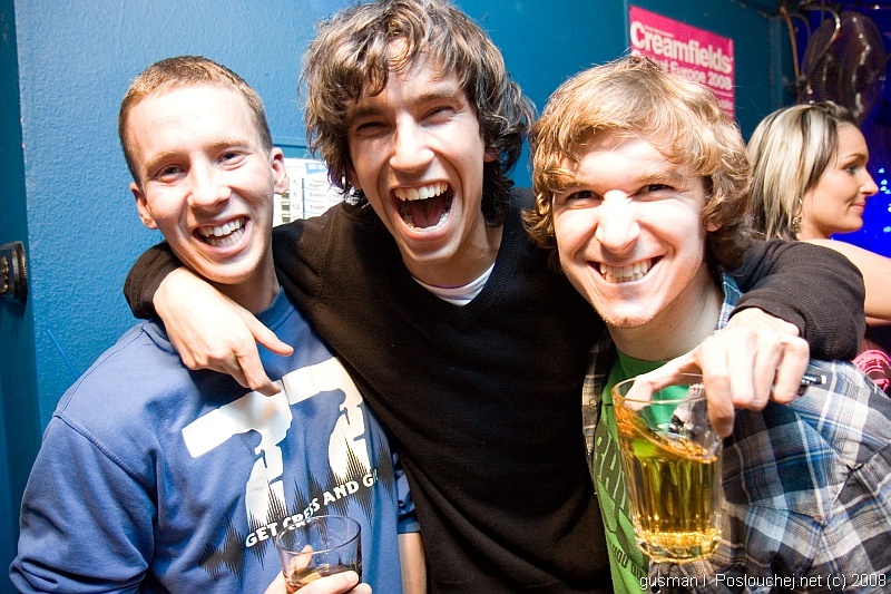 OPERA HOUSE – BIRTHDAY PARTY - Pátek 11. 4. 2008