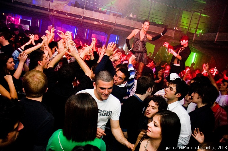 VIBE PRESENTS SPRING SENSATION - Sobota 12. 4. 2008