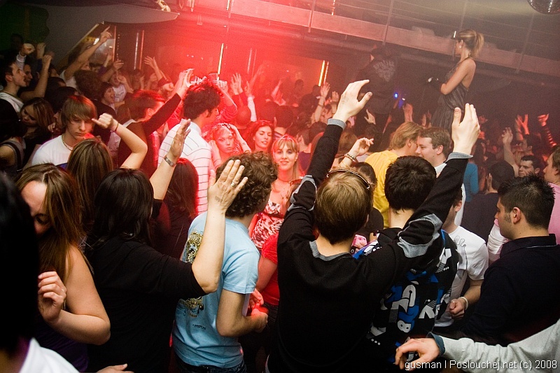 VIBE PRESENTS SPRING SENSATION - Sobota 12. 4. 2008
