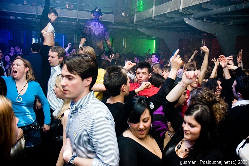 VIBE PRESENTS SPRING SENSATION - Sobota 12. 4. 2008