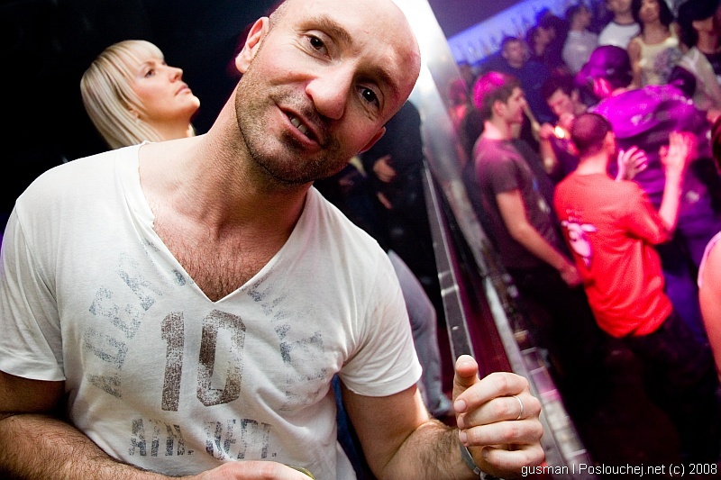 MECCA PRESENTS DARREN EMERSON  - Pátek 18. 4. 2008