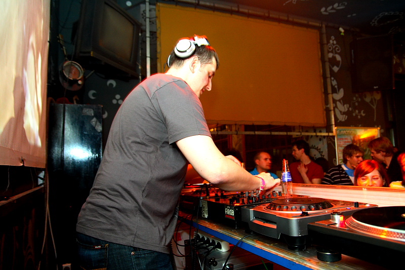 ELEKTRA - Pátek 18. 4. 2008