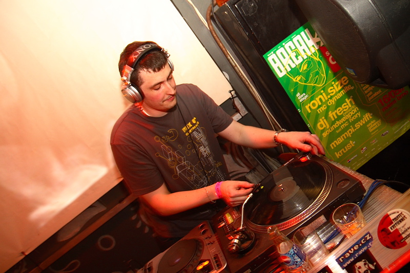 ELEKTRA - Pátek 18. 4. 2008