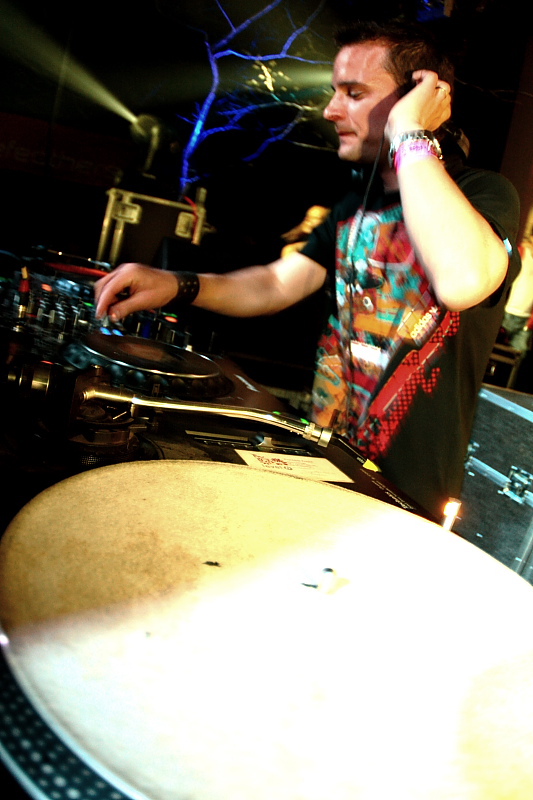 ELEKTRA - Pátek 18. 4. 2008