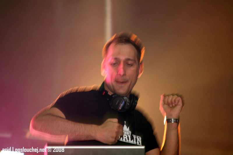 MAYDAY - Středa 30. 4. 2008