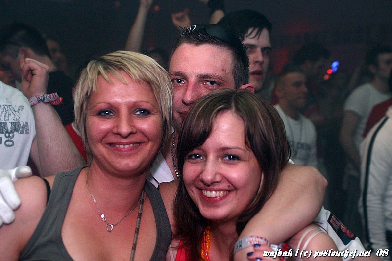 MAYDAY - Středa 30. 4. 2008