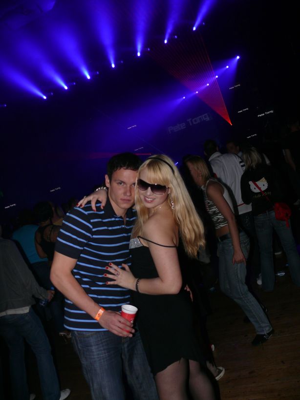 ELECTRONIC CONNECTION - Pátek 2. 5. 2008