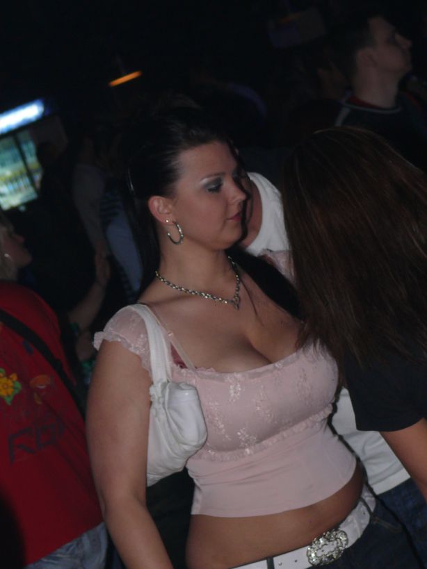 ELECTRONIC CONNECTION - Pátek 2. 5. 2008