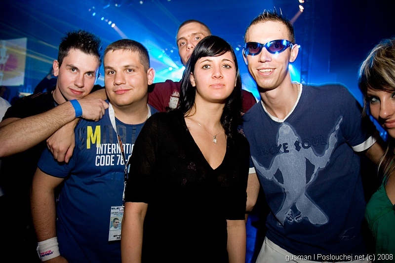 ELECTRONIC CONNECTION - Pátek 2. 5. 2008