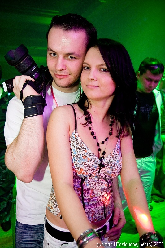 ELECTRONIC CONNECTION - Pátek 2. 5. 2008