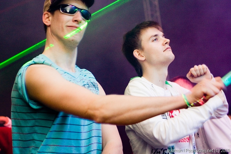 ELECTRONIC CONNECTION - Pátek 2. 5. 2008