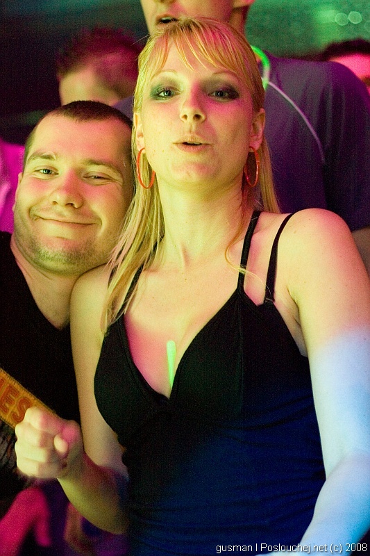 ELECTRONIC CONNECTION - Pátek 2. 5. 2008